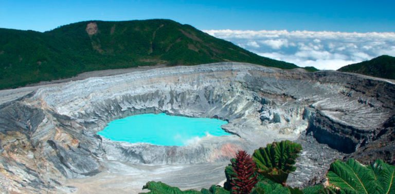 Volcán Irazú 1 volcan irazu costa rica