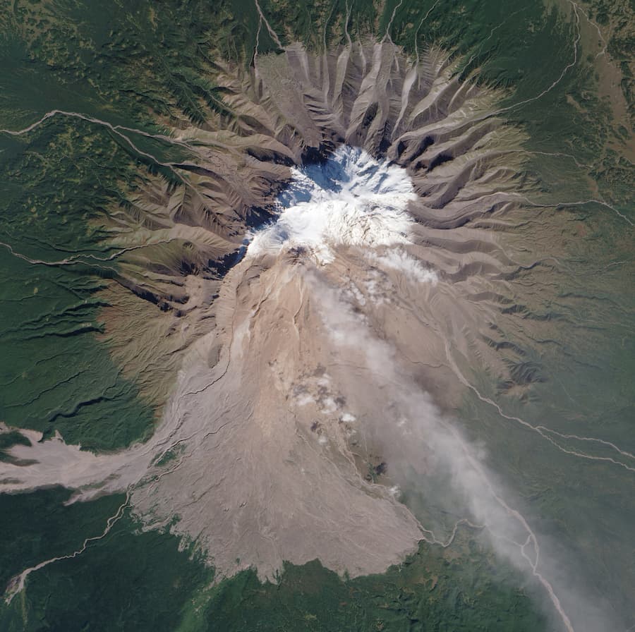 Volcán Shivéluch 2 volcan shiveluch rusia