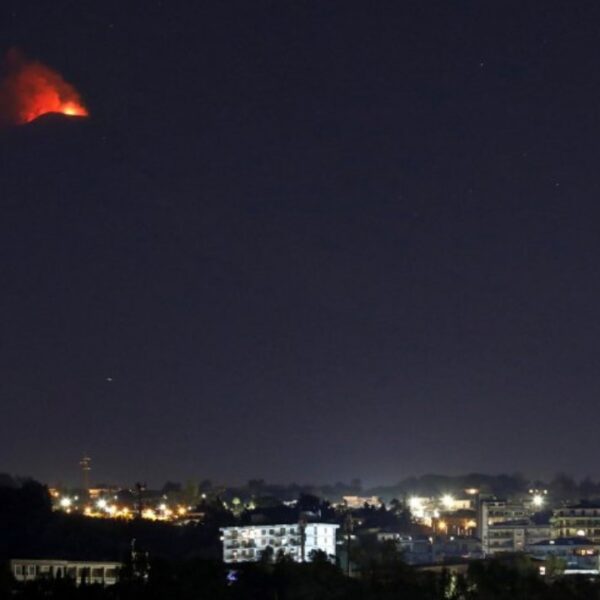 Volcanes 20 Nueva erupción del Etna Agosto 2023
